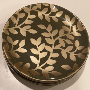 - Set of 4 Fous’s Dinner Plates